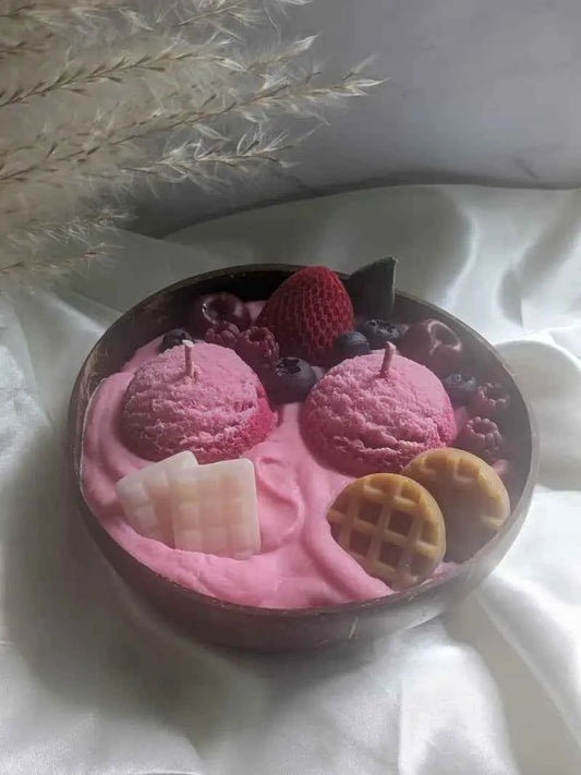 La bougie bol de crème glacée aux baies 20 oz