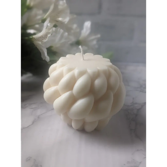 Bougie boule de laine avec une bougie blanche tressée, bougie décorative Canada